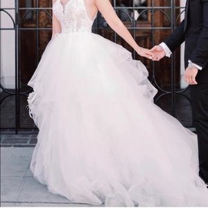Wedding dress